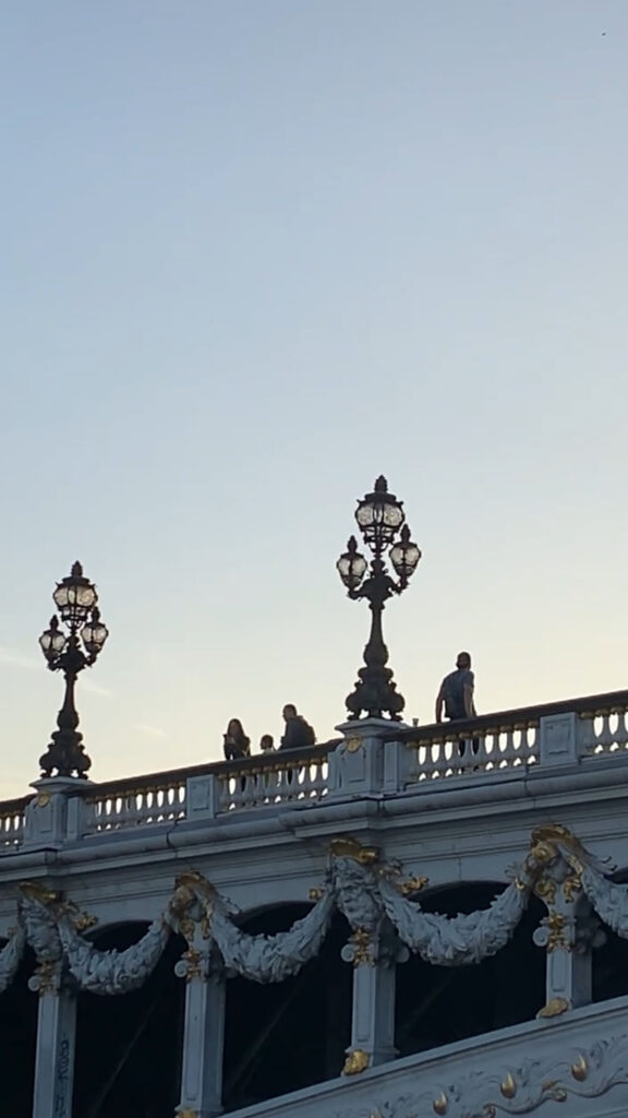 passeio pelo rio Sena - Pont des Arts